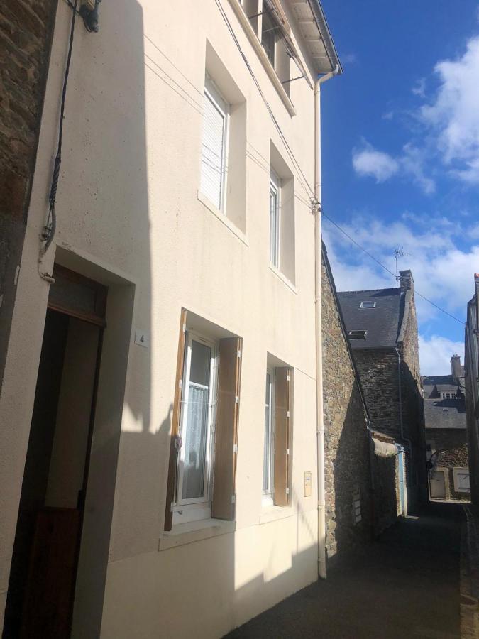 Appartement Rue Nationale - Port De La Houle Канкаль Екстер'єр фото